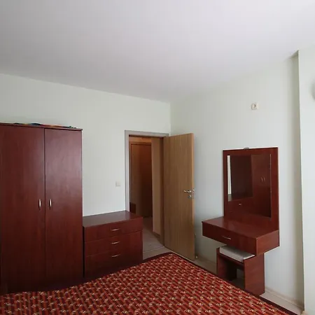 Апартамент New Estate Polo