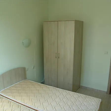 New Estate Polo Слънчев бряг